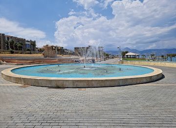 greece/heraklion/venetian-walls/attraction/fountain-karavola
