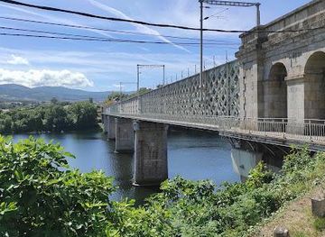 portugal/ponte-de-lima/attraction/ponte-rodo-ferroviaria-de-valenca