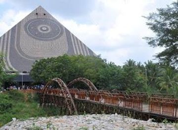 india/bengaluru/attraction/pyramid-valley-international