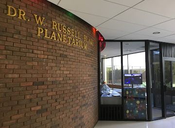 massachusetts/plymouth-county/attraction/blake-planetarium