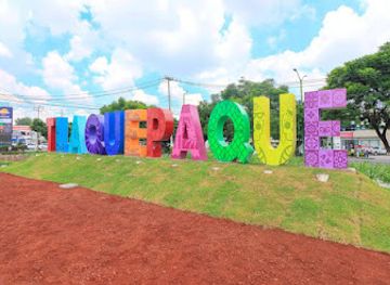 mexico/guadalajara/tlaquepaque-centro/attraction/letras-gigantes-de-tlaquepaque