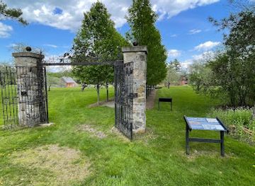 new-york/adirondack-mountains/attraction/king-s-garden