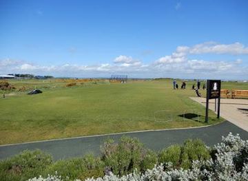 united-kingdom/dundee/attraction/old-course