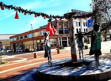 indiana/anderson/attraction/dickmann-town-center