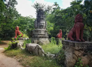 Phnom Tamao Zoological Park and Wildlife Rescue Center (PTWRC)