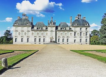france/centre-val-de-loire/attraction/chateau-de-cheverny