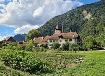 switzerland/bernese-oberland/attraction/monastery-and-interlaken-castle