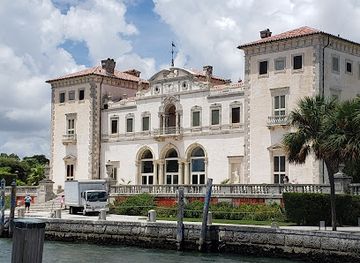 florida/miami/attraction/vizcaya-museum-gardens