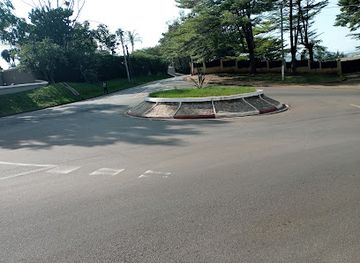 cameroon/yaounde/bastos/attraction/rond-point