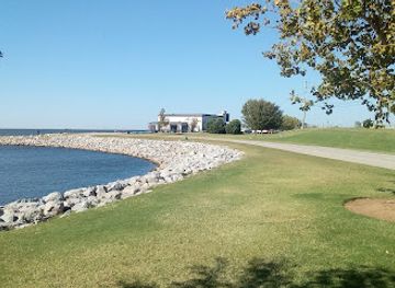 oklahoma/edmond/attraction/lighthouse