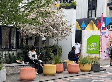 australia/ningaloo-reef/attraction/the-rose-street-artists-market