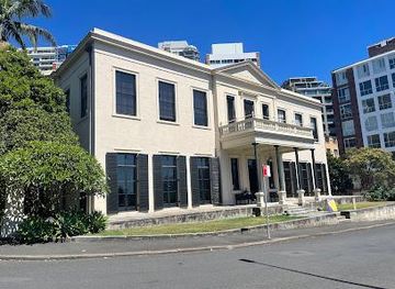 australia/sydney/attraction/elizabeth-bay-house