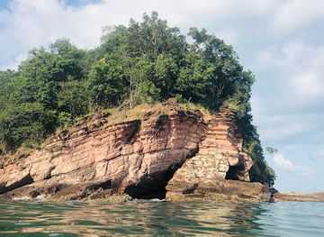 thailand/koh-lanta/attraction/pirate-beach