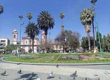 bolivia/cochabamba-valley/attraction/colon-square
