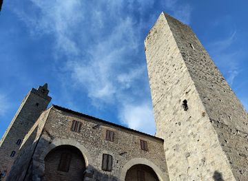 italy/san-gimignano/attraction/torre-dei-cugnanesi
