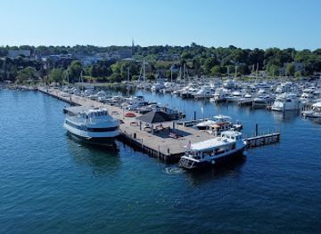 michigan/harbor-springs/attraction/little-traverse-bay-ferry