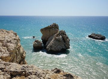 cyprus/paphos-district/attraction/aphrodite-s-rock-viewpoint
