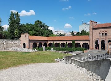 hungary/szekesfehervar/attraction/medieval-ruin-garden