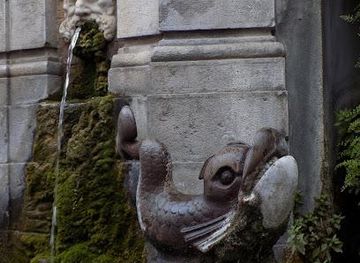 italy/positano/attraction/fontana-dei-pesci