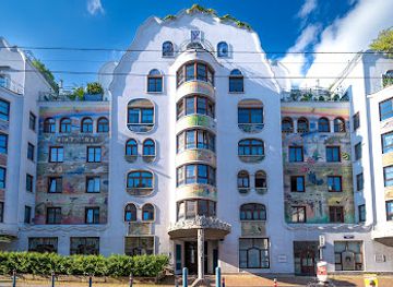 austria/vienna-woods/attraction/arik-brauer-haus