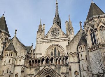 united-kingdom/windsor/landmark/royal-courts-of-justice