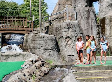 pennsylvania/laurel-highlands/attraction/caddie-shak-family-entertainment-center