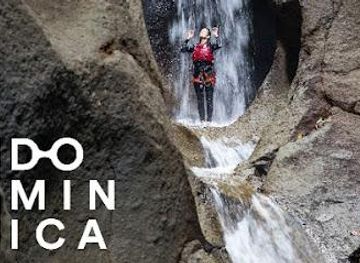 dominica/roseau/attraction/extreme-dominica-canyon-experience