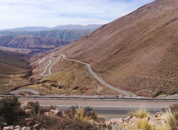argentina/quebrada-de-humahuaca/attraction/rocosas-de-jujuy