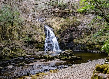 ireland/croagh-patrick/attraction/tourmakeady-waterfall