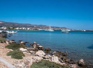 greece/cyclades/attraction/agios-spyridonas-beach
