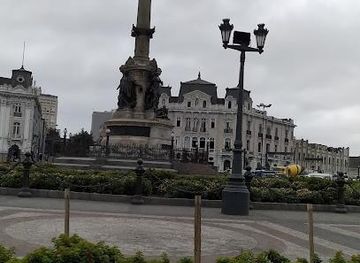 peru/lima/attraction/plaza-dos-de-mayo