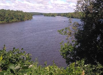 minnesota/minnesota-river-valley/attraction/bend-in-the-river-regional-park
