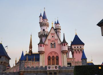 california/anaheim/attraction/sleeping-beauty-castle-walkthrough