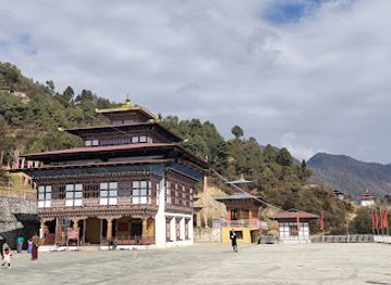 bhutan/mongar-district/attraction/chador-lhakhang