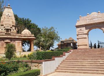 india/kutch/attraction/hiralaxmi-memorial-craft-park