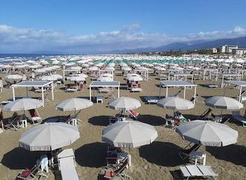 italy/lucca/attraction/seacoast-of-pietrasanta