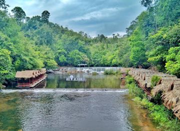 laos/khammouane-province/attraction/kai-waterfalls