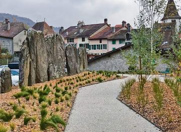 switzerland/vaud/attraction/alignement-des-menhirs-de-lutry
