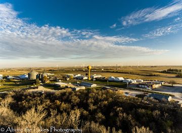 iowa/corn-belt/attraction/smiley-face-water-tower