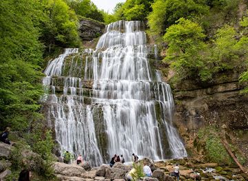 france/franche-comte/attraction/the-herisson-waterfalls