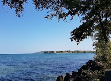 canada/niagara-peninsula/attraction/fort-mississauga-and-mississauga-point-lighthouse-national-historic-sites