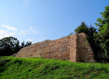 poland/holy-cross-mountains/attraction/mury-obronne