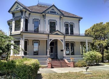 california/hayward/attraction/mcconaghy-house
