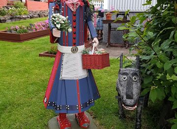 iceland/eastern-region/attraction/fairytale-figures