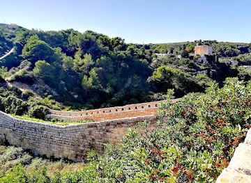 malta/northern-district/attraction/dwejra-lines