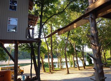 missouri/big-sugar-creek-state-park/attraction/lazy-days-campground