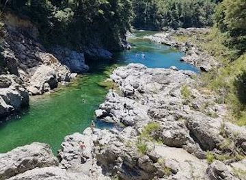 new-zealand/nelson/attraction/pelorus-bridge-scenic-reserve