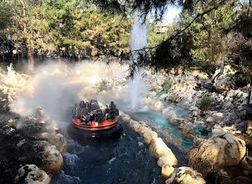 california/laguna-beach/attraction/grizzly-river-run