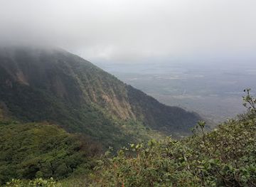 nicaragua/san-juan-river-basin/attraction/reserva-natural-volcan-mombacho