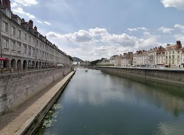 france/franche-comte/attraction/pont-battant